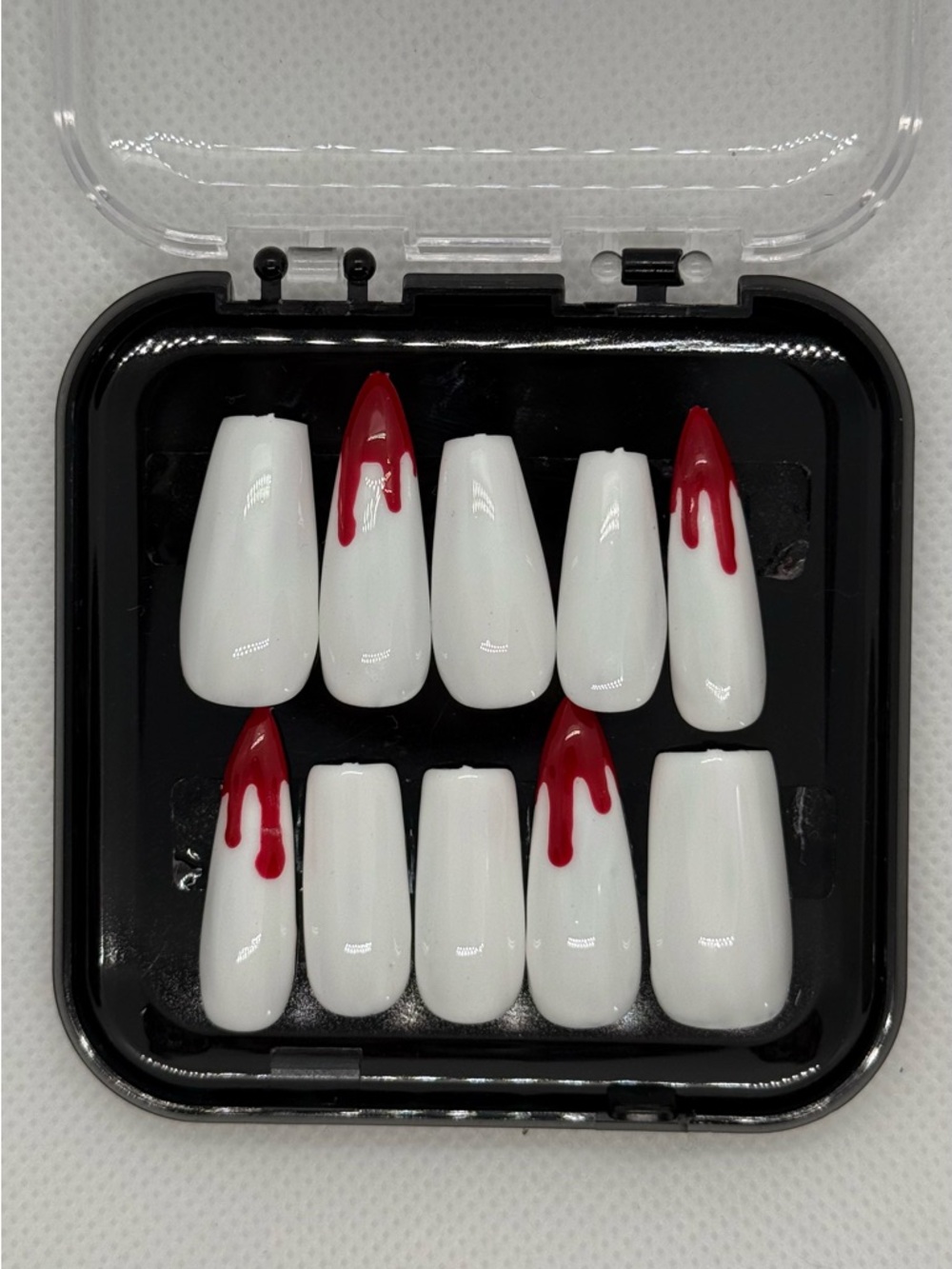 Fang Nails 🧛‍♀️